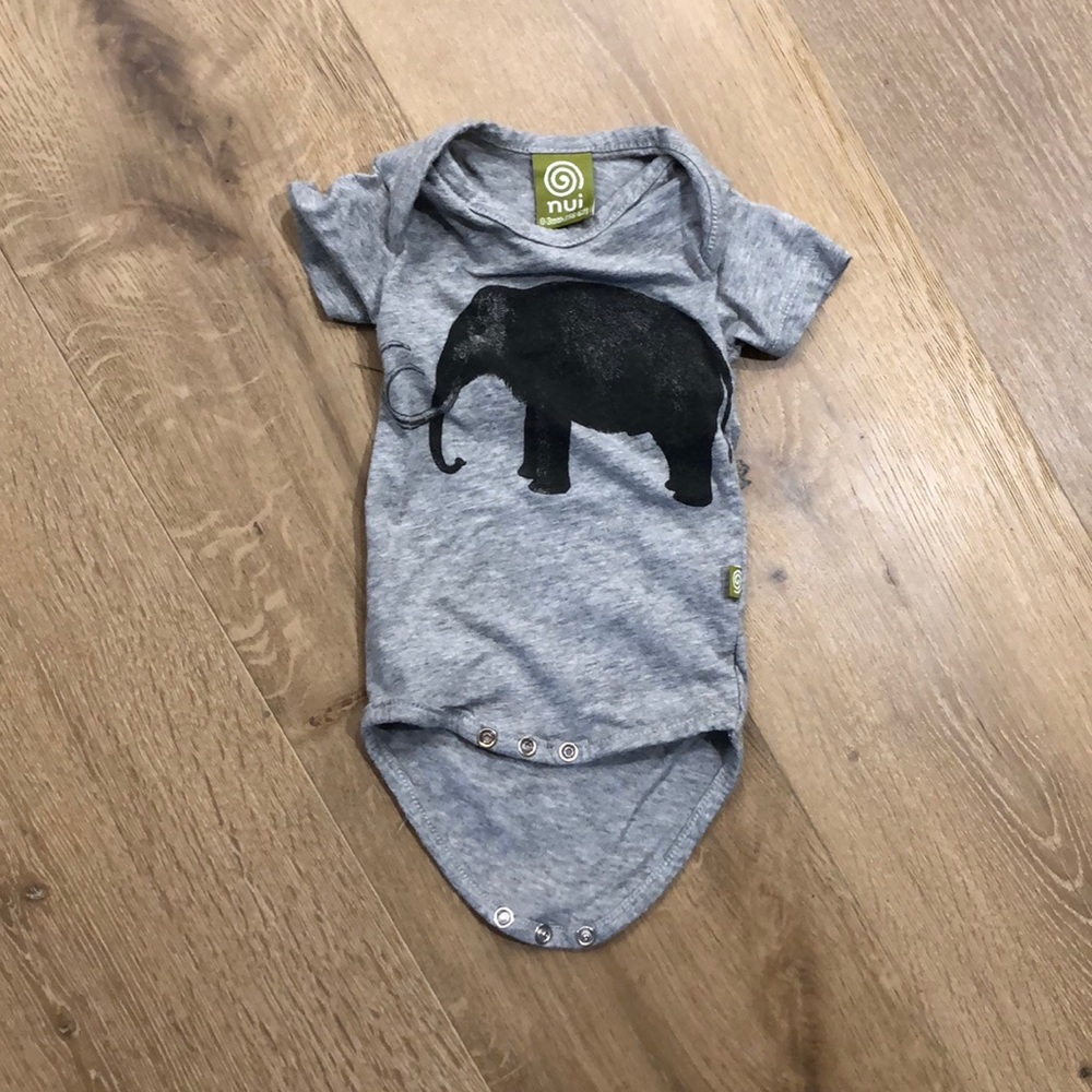 Nui organic mammoth onesie